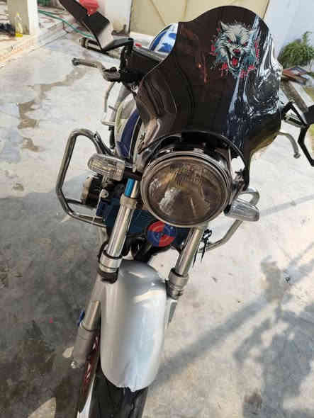 للبيع  او مراوس حسب القناعه سيبي فور  400 جيل ثاني 16 ولف محرك اخرس ودراجه مابيه اي نقص جاهزه من كلشي 
بيه اوراق بدون كمرك 
السعر 14 وبيه مجال العنوان رمادي تاميم ***********
