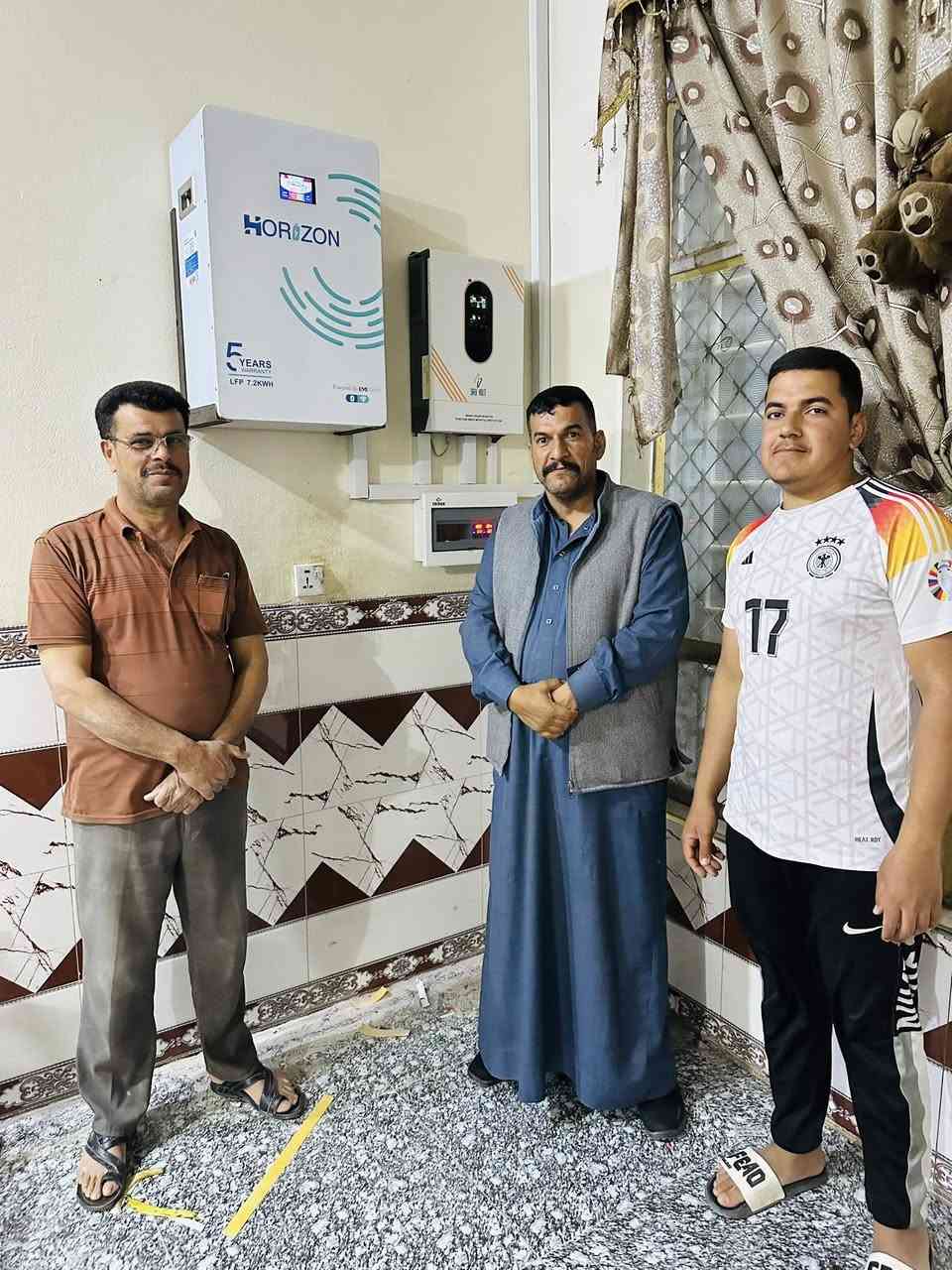 ربط منظومة طاقة شمسية من قبل سما بغداد للطاقة الشمسية في محافظة صلاح الدين – ناحية يثرب
للأخ صلاح العبد العلي الصالح 🌞

🔹 تفاصيل المنظومة:
▪️ السعة: ١٠ أمبير (ليلي ونهاري)
▪️ البطارية: ضمان ٥ سنوات
▪️ الإنفيرتر: ضمان سنتين
▪️ الألواح: لونجي (ضمان ٣٠ سنة)

جودة عالية، وضمانات حقيقية، وخدمة مستمرة…
والمزيد من العروض والحلول المتكاملة لدى سما بغداد للطاقة الشمسية.

📞 للطلب والاستفسار:
وائل – قسم المبيعات: ***********
مصطفى – قسم الخدمات: ***********
نائل – وحدة الإعلام: ***********
