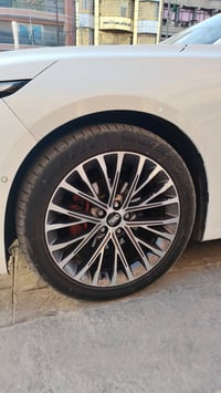 فاو بيستون b70 2024 فول موصفات أعلى شي  سيارة داخل أحمر كلشي موصفات بي...