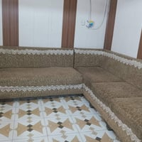 ديوان • ١٠ مقاعد • نضيف
