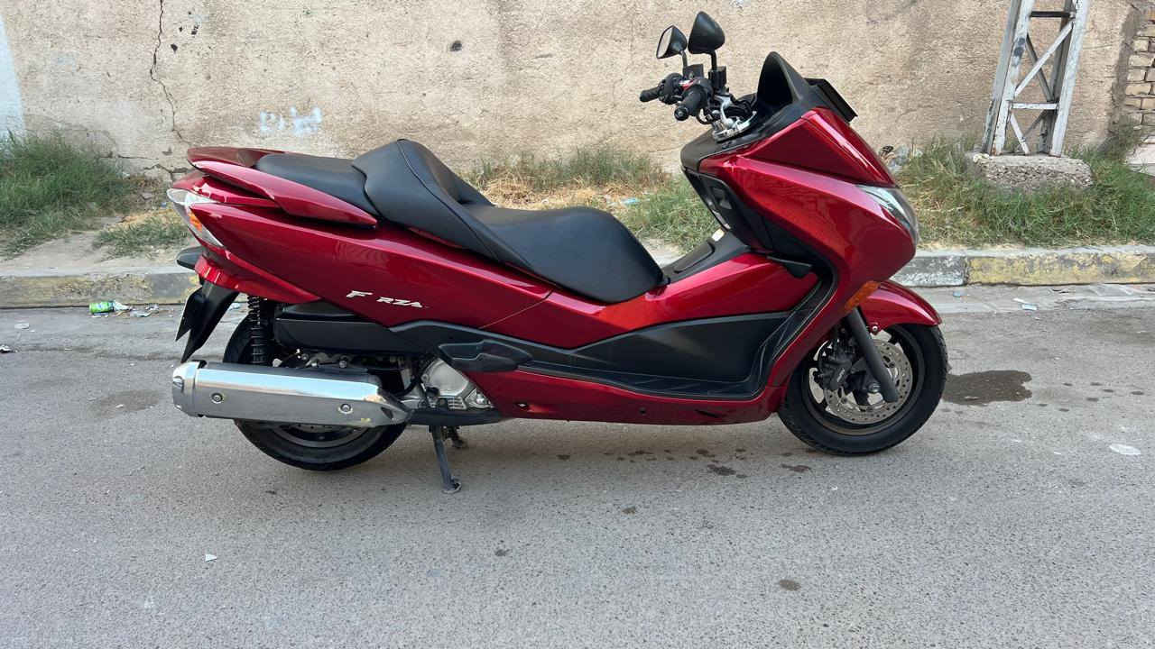 السلام وعليكم  فورزه صفر10 للبيع ((  رقم بغداد بسمي  )) شرط التحويل كفاله عامه السعر 28 وشراي يتصل وبي خير ويدلل عنوان بغداد رقم تليفون ***********
