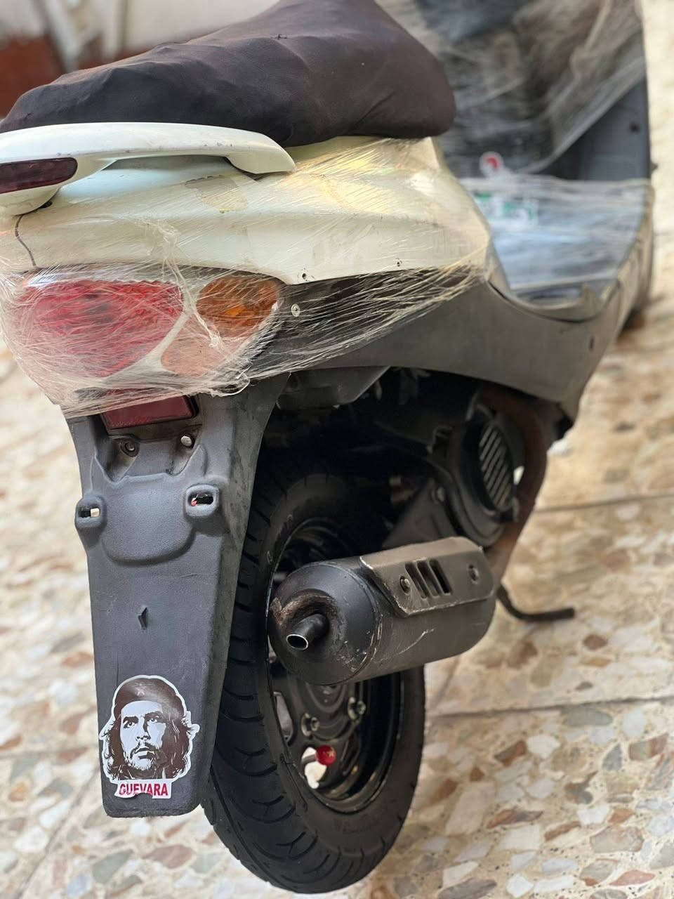 السلام عليكم دراجه نوع سيام سرعه 90
الدراجه طافيه ابيع كوم حديد ((قيم وخذ))


**إذا كنت صاحب هذا الإعلان وتريد حذفه لأي سبب، رجاءا أرسل رسالة إلى الدعم الفني**