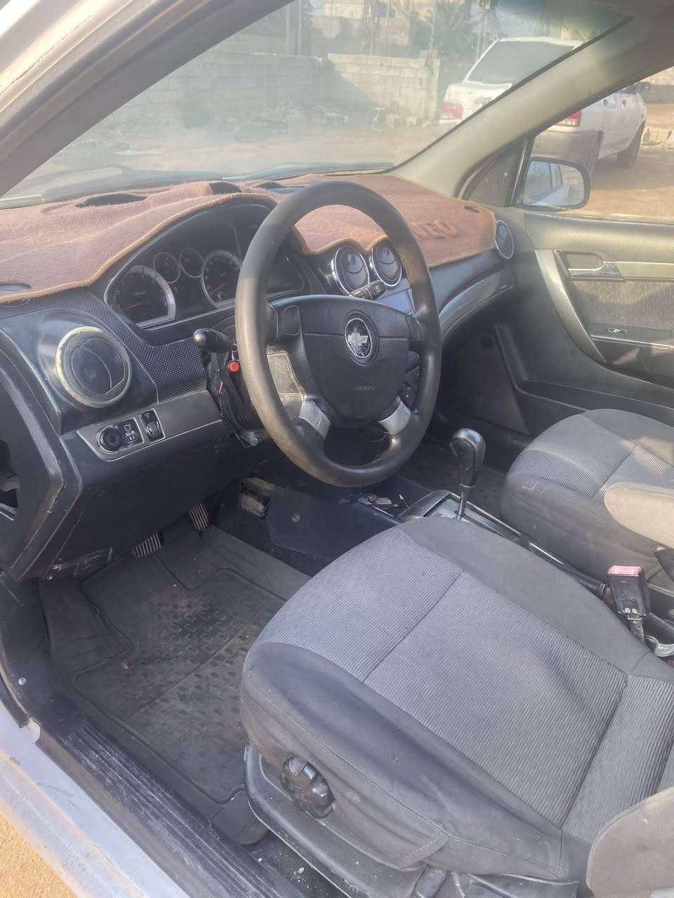 سلام عليكم افيو للبيع موديل 2009 مسكر أوتوماتيك 1600 السياره كدامكم بس المكينه بيه خيط بخار السعر 45وبي مجال المكان نجف مشخاب الرقم ***********
