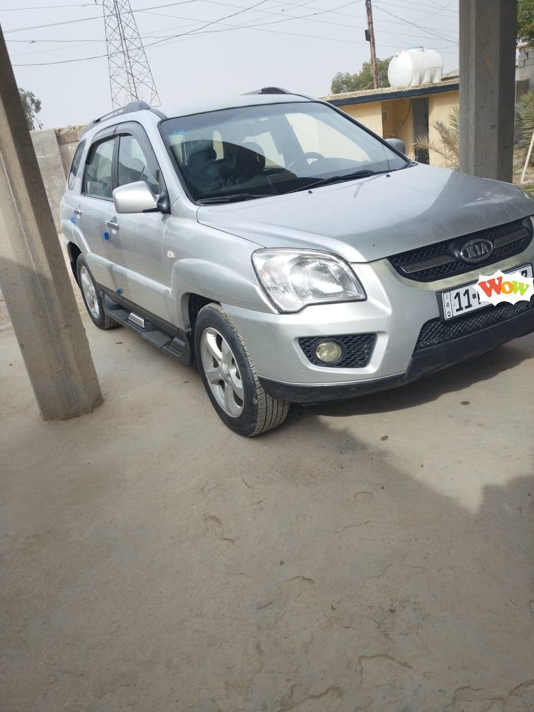 السلام عليكم
اسبورتج2009خليجي 
مكينه 2000دوش
بيها رش صبغ جاملغ +باب
السيارة على وضع الابلاد بدون ضربه
مكان السيارة بغداد النهروان 
السعر 115وبيها مجال
الرقم ***********
