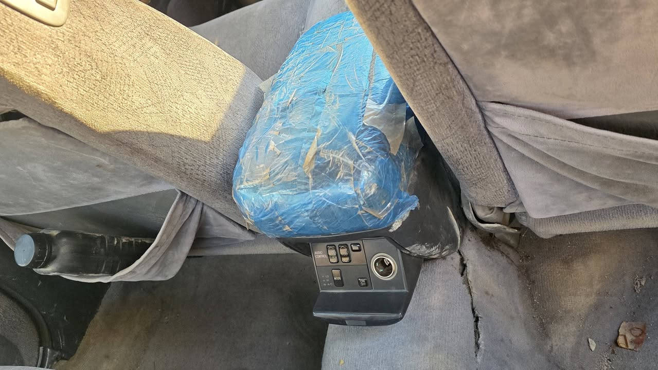 بطه منفصل رقم ديالى خير من الله حتى بدون صرف كير مكينه مكفول التبريد نقص غاز مكفوله من الكص والعيب شرعي مكلف ضبل نشر رقم الهاتف  سعر ٤٧وببها مجال حك جيه ***********
