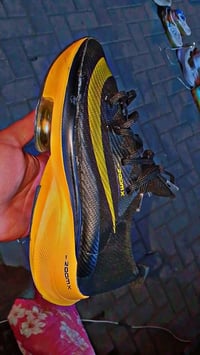 توفرت شلعه 115قطعه احذيه باله مستخدم اصلي وبيهن ما مستخدم  قيسات أغلبه...