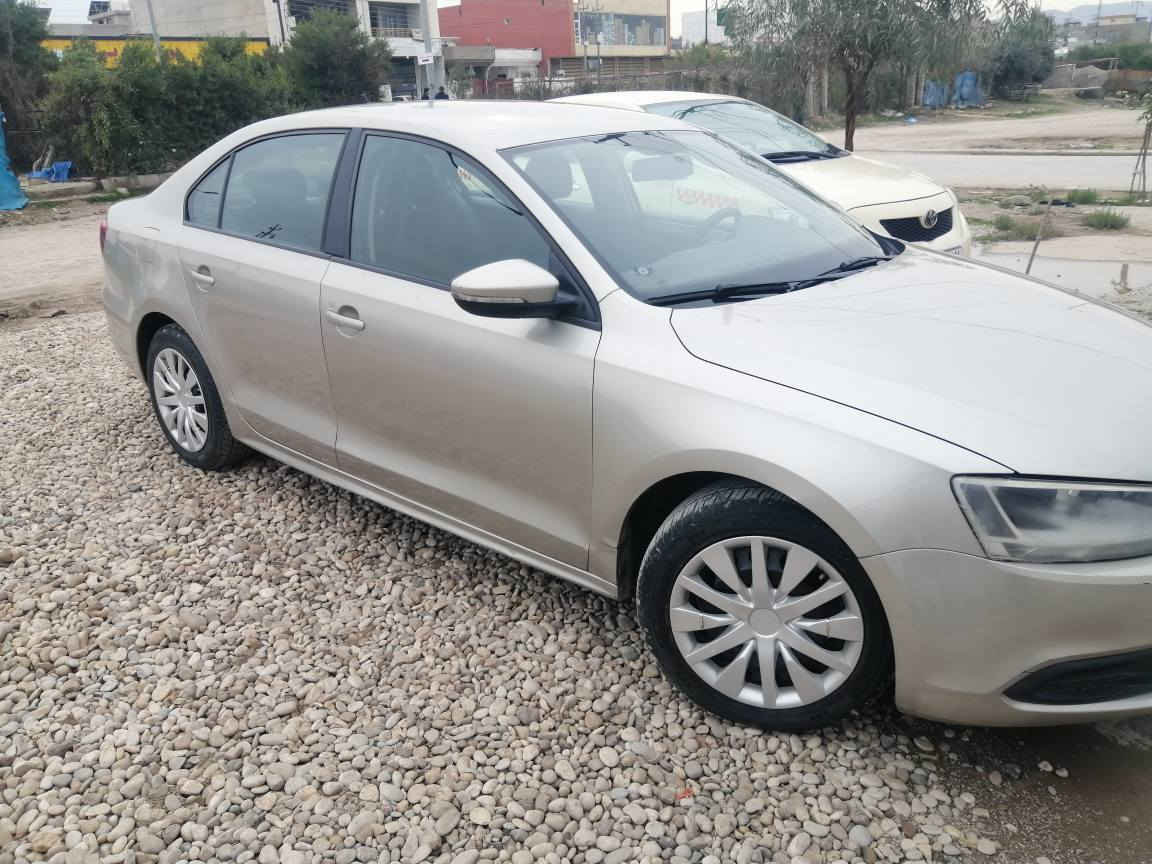 جيتا 2015 قطع واحد صبغ بدون داخل سنوي الئ ٢٠٢٧ *********** أربيل, العراق
