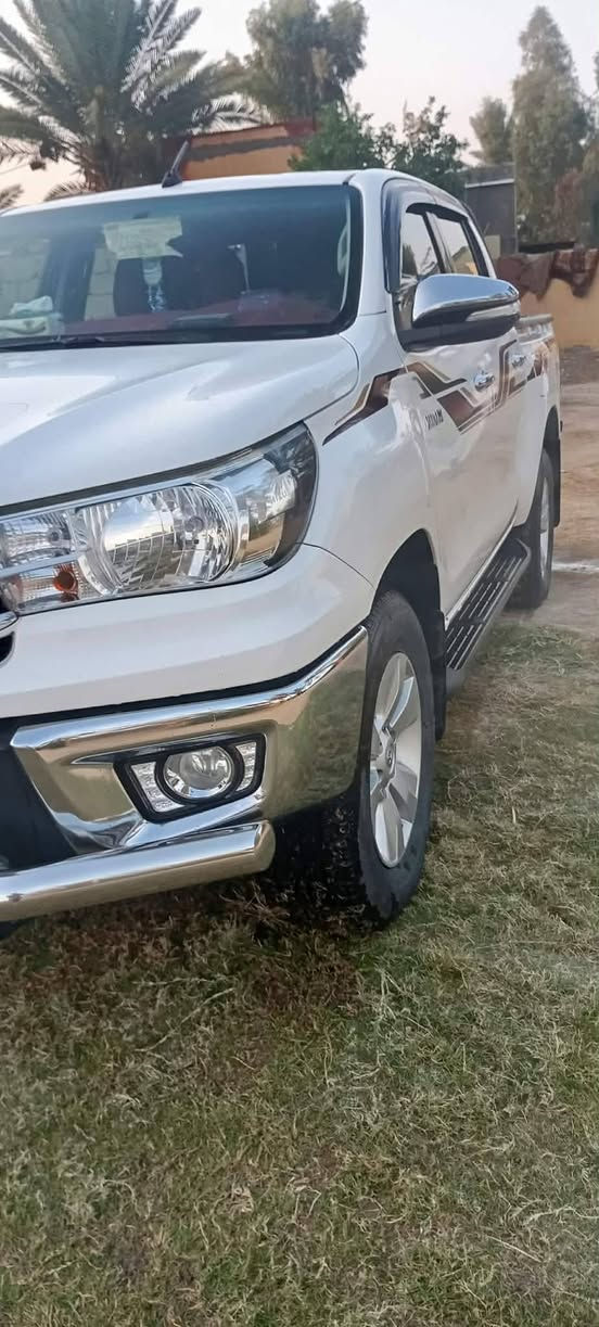 السلام عليكم سياره للبيع موديل 2017 مكفوله كفاله عامه من ضربه وصبغ ومن بارد وكير ومحرك وتاير واكسن خير من الله مال جناي مكان #بابل قرب العلويه شريفه الستفسار «***********»
