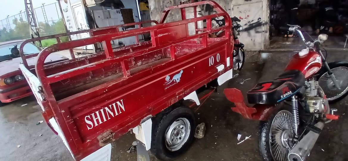 السلام عليكم ستوته للبيع اي  عيب ما بيه كهربائيات شغاله  ركبه شرط محرك شرط موديل2018 السعر 850 وبي مجال بسيط عنواني كركوك  اخوان عالخاص ما اجاوب .وهذا رقمي***********
