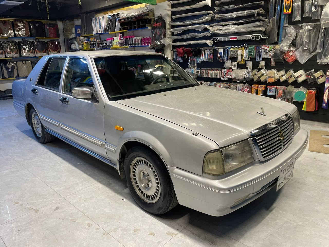 سلام علیكم ✋
للبیع نیسان سدرك مودیل 2001 
كیر عادي تبرید وتدفئه شغال محرك v6

بي 4 اربع قطع صبغ بدون دواخل ابشرط 
رقم اربیل اصلي اب شرط كل محافظات عراق 

سیاره حلوه و نظیفه مال بیت بسمي 
4 تایرات جدید كیرو محرك اب شرط فیتر

سیاره جاهز من كل شي تحویل مباشر مكان اربیل 
رقم موبایل *********** واتساب 
*********** تحیاتي للجمیع 🫡..
