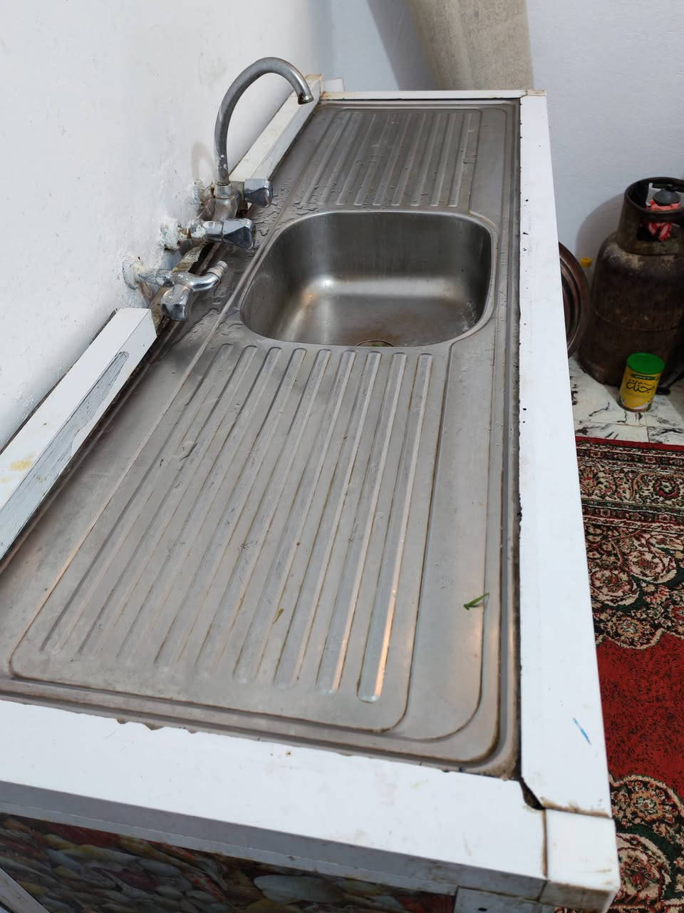 سنك 3 ابواب 
السعر ب 55 
 كربلاء


**إذا كنت صاحب هذا الإعلان وتريد حذفه لأي سبب، رجاءا أرسل رسالة إلى الدعم الفني**