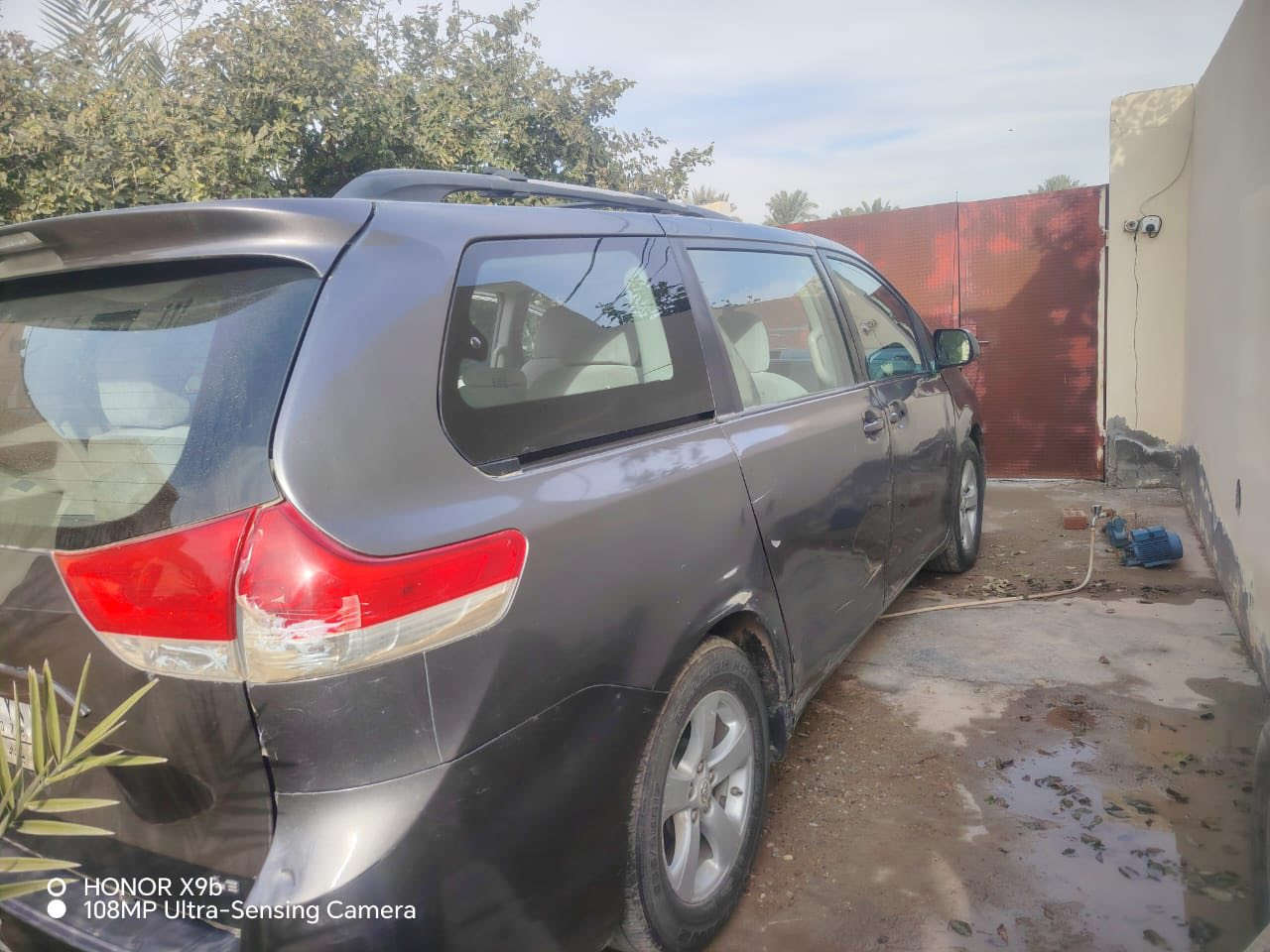 السلام عليكم…..
للبيع سيارة سينا موديل ٢٠١١ سبعة راكب سيارة كاملة مكملة اي نقص مابيهة وارد أمريكي رقم بغداد سيارة بأسمي تحويل ثاني يوم 
مكلف بالنشر
الاتصال على هذا الرقم ***********
