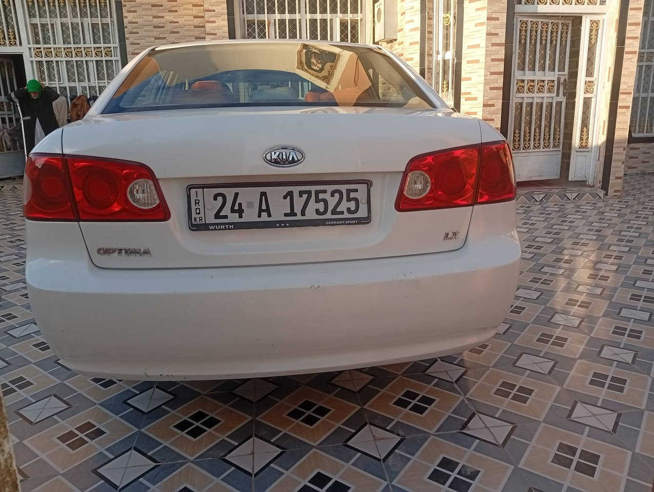 سلام عليكم كيه اوبتما للبيع 2008 محرك 2400 سياره جاهزه من كلشي كير محرك تخم تاير جديد تبريد ثلج رقم شمالي مالكه جيراني وارد امريكي بيه قطعتين بنيد وجاملغ والباقي كفاله السعر 110 وبيه مجال مكان سياره بابل شوملي اي استفسار عرقم ***********
