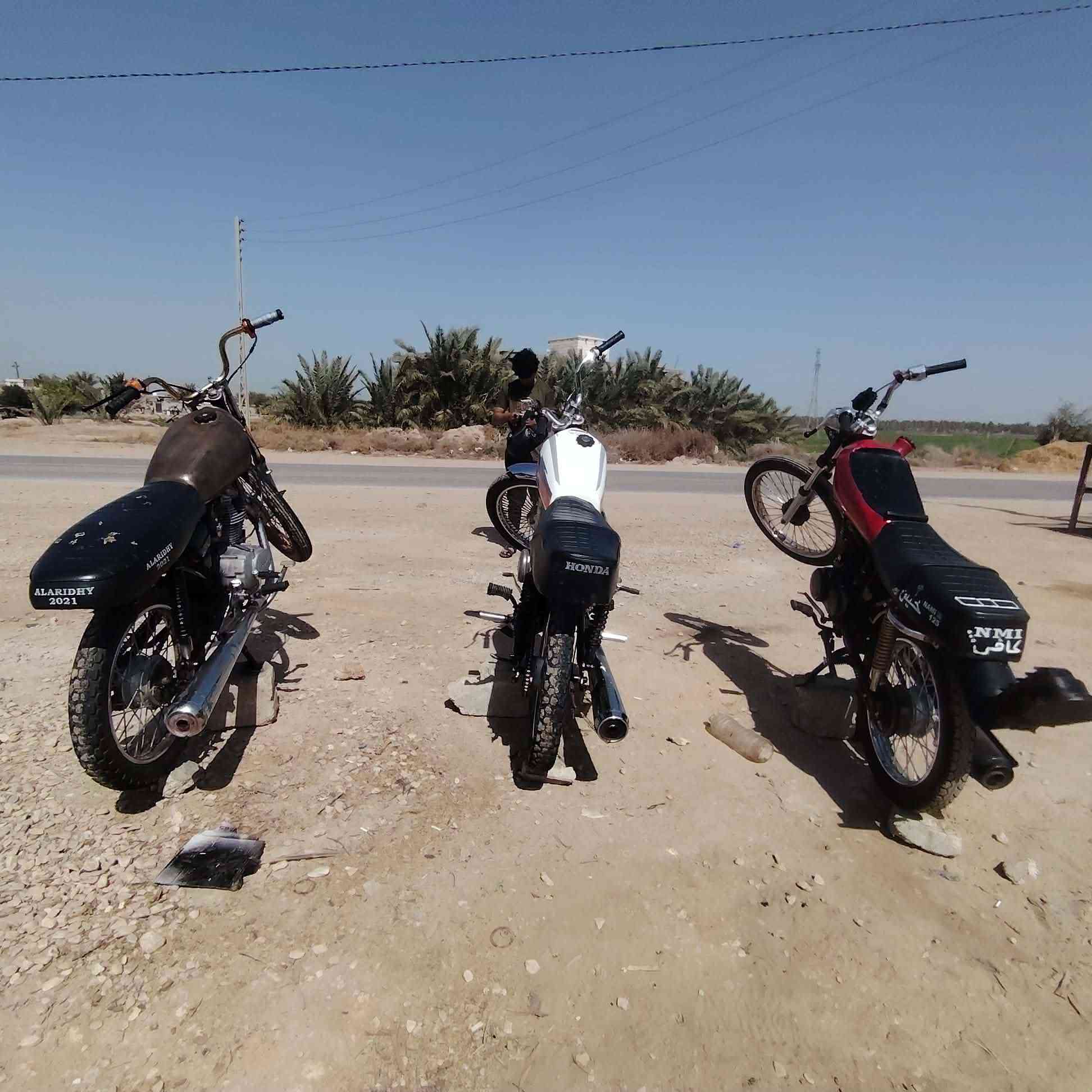 البيع وراق الحمره والباقي كلك مكاني مشخاب ***********
