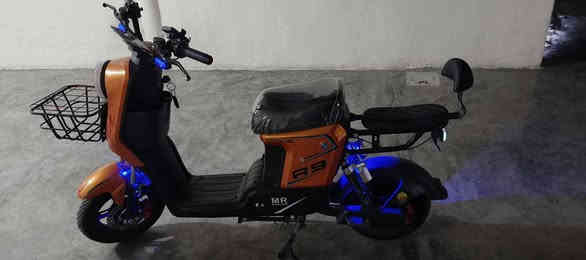 دراج شحن البيع موديل 25 نضاف فول بطاريات 5  السعر450 وبي مجال المكان ديالى شهربان التواصل ***********
