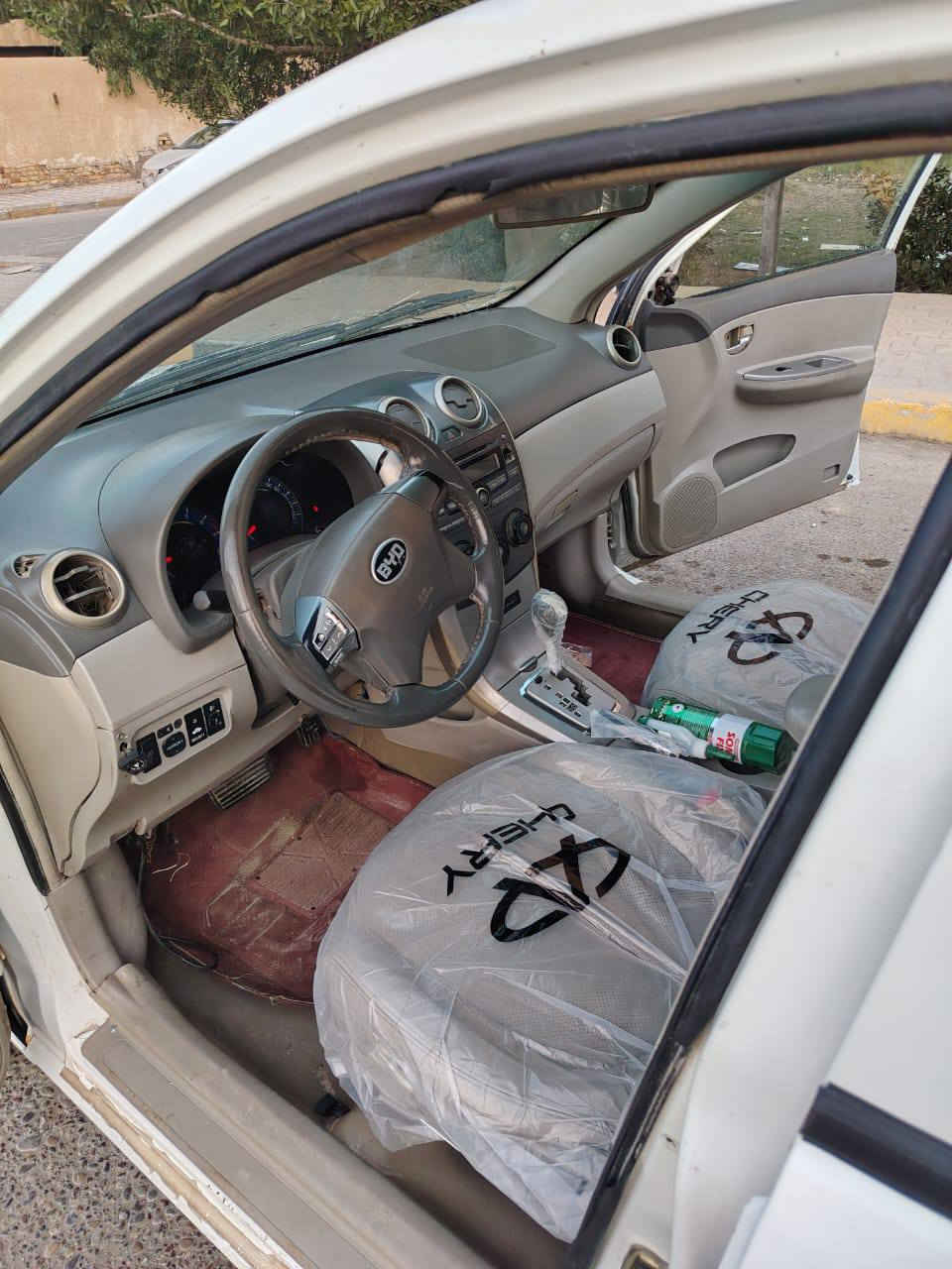 السلام عليكم
بي واي دي  2013 اوتماتيك 
  للبيع او للمراوس حسب القناعه مكينه كير تبريد تدفيئه خير من الله
بانوراما بصمه فول 
4 دسك
اناره داخليه
بصمه بيبان
اشاره بلمرايه
اشاره ترحيب
السياره رقمه ميسان ورقم مميز حلوه سياره مكانه البصره المطيحه سعره 45 وبيه مجال لشراي اي استفسار انتصل على رقمي***********
