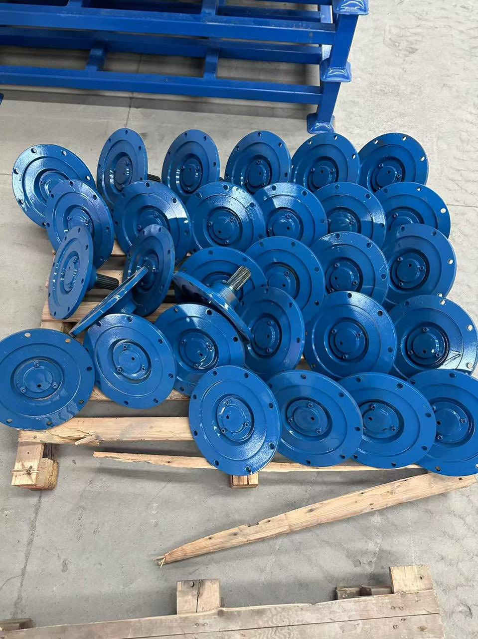 يوجد لدينا جميع قطع غيار خباطات مركزيه 
معامل سفلت // براين سمنت / مضخات 
جميع قطع غيار مكسرات // بمات 
مضخات ماء / مضخات زفت/ مواد مضافه 
***********
***********
***********
ابو علي 
يوجد لدينا توصيل جميع المحافظات 🚚🚚
