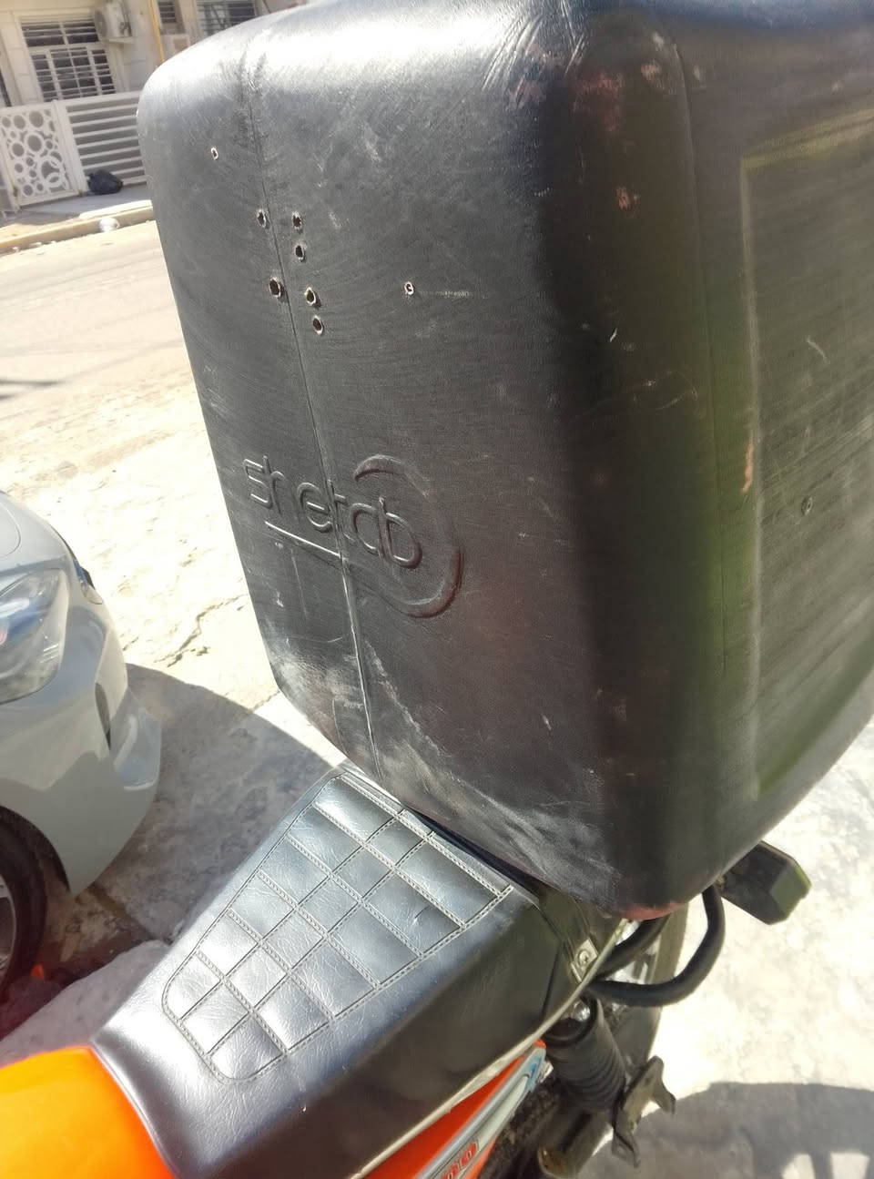 السلام عليكم صندوك دلفري سعره 25 مكاني بغداد حي العامل الشراي يتصل***********
