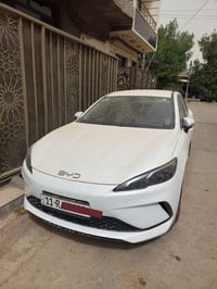 البيع بي واي دي ماشيه 5000  هاذا رقمي 07877377006