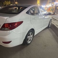 اكسنت خليجي مكينه 1600 سياره جديده وجاهزه بيهه جاملغ فقط صبغ موديل 201...