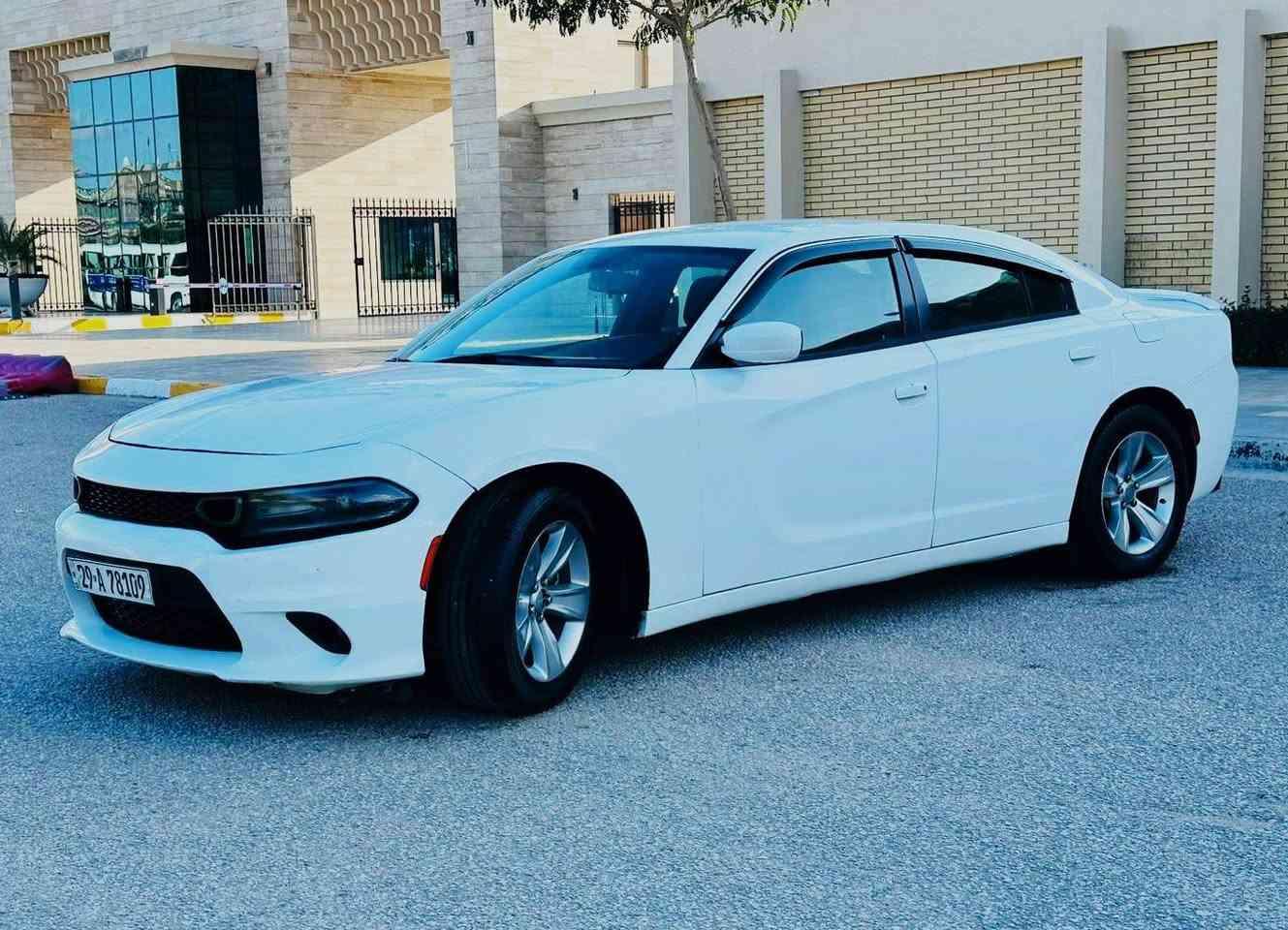 سلام عليكم لبيع جارجر مديل 2015 معلايه 16 مكينه 3600 
رقم نكليزي تحويل مباشر 
سياره بوليسي سياره مكفولا
 ماعده جاملغ وبنيد سياره جديده حيل تبريد ثلج حداديه تخم تاير كله جديد منضومه غاز بانزين سعر 145 ستفسار كثر   ‏‪***********‬‏مكان سياره كربلاء كربلاء, العراق
