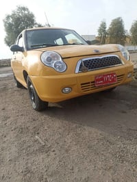 للبيع ليفان تكسي موديل 2012رقم بغداد  كير محرك طخم  كلو شرط تايرات ارب...