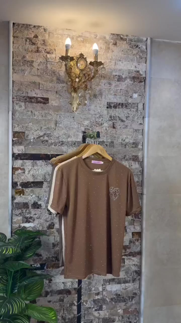 تراك صيفي ترند 2026 القماش فانيلا مسيم ستراس ليكرا قياسات فري سايز السعر 8 آلاف للقطعه والتوصيل 3 آلاف لجميع العراق اخر قطع متوفر للحجز خاص!


**إذا كنت صاحب هذا الإعلان وتريد حذفه لأي سبب، رجاءا أرسل رسالة إلى الدعم الفني**