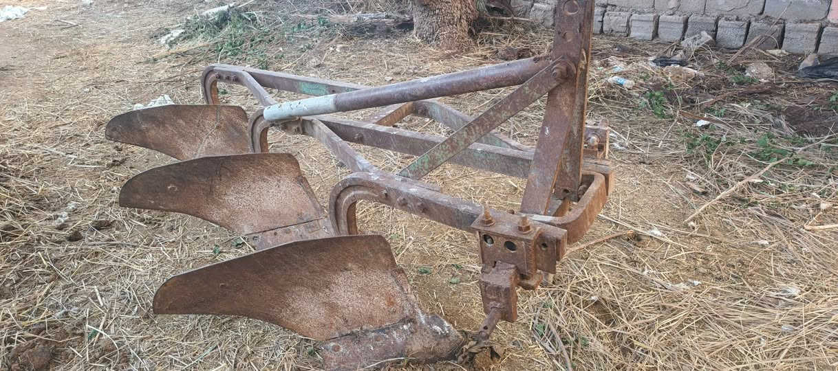 معدات زراعيه فدان + مرازه + ديجر. لبيع ***********
