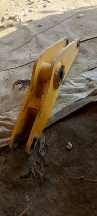 للبيع لعاب كيله مالت كوماتسو حجم 100او150جديد 07704793448