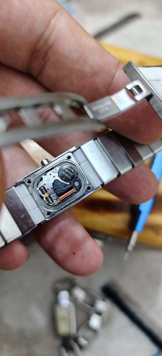 ساعة نسائية صناعه سويسرا تكويك وباتري
اليريدهن خل يكتب 25 على اول تم


**إذا كنت صاحب هذا الإعلان وتريد حذفه لأي سبب، رجاءا أرسل رسالة إلى الدعم الفني**