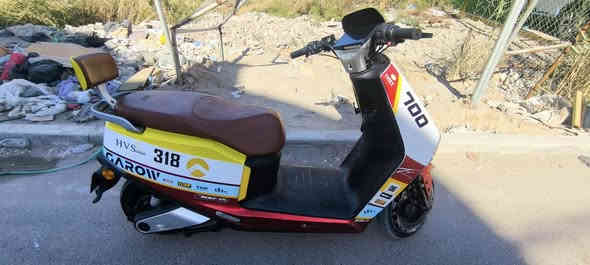 Garow السلام عليكم دراجة كهربائية ماركة 
موديل 2025 ست بطاريات 32 امبير و72 فولت ملف 2000 واط
تمشي سرعة 97 حقيقي 80
بريكات هايدروليك مع مانع انزلاق مع لايت عالي ناصي السعر 900 الف
انطيك ضمان تمشيك 75 الى 85 كيلو متر بالشحنة الوحدة

اتصال ***********
مكاني حي الجهاد
