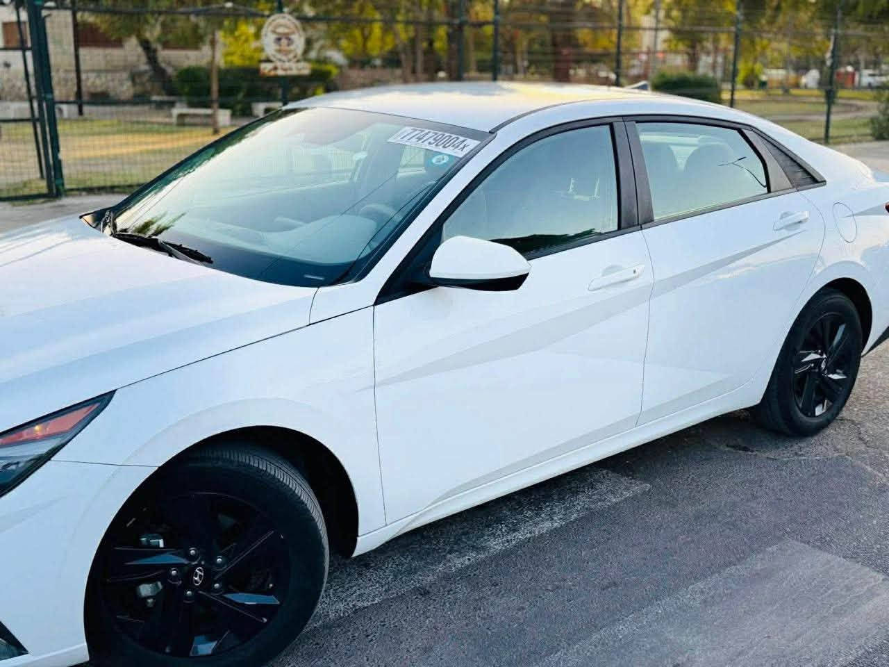 النترا موديل 23 وارد أمريكي
هايبرد ماشيه 24 الف سياره نضيفه 
حادثه بنيد مبدل بلادي قطره صبغ مابيه 
السياره مال جناي مو مال بياع شراي 
السياره تعال وشوفه بعينك تراي وين متريد 
مكان السياره الكرخ العطيفيه قرب مستشفى الكرخ
*********** 
السعر 136
