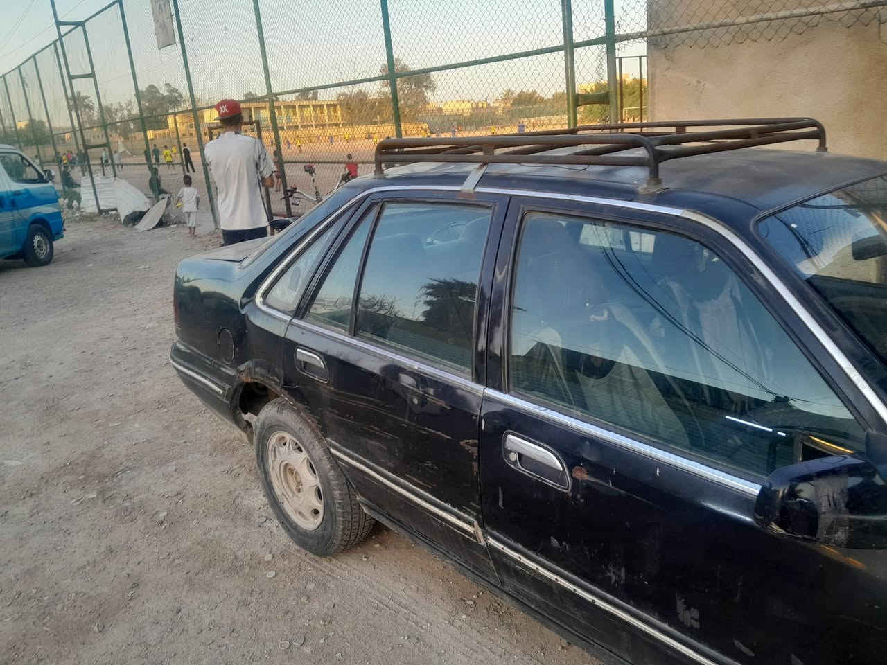 السلام عليكم  ..
برنس للبيع او مراوس موديل 1994 ..
السياره ك الآتي..
السياره كانت تشتغل مثل الورد فجاة وكفت
 حاليآ متشتغل بيها عطل مااعرف وين بالمكينه او الكهربائيات او العقل
 السياره واضحه بالصور متروكه صارلها شهر او أكثر 
رقم السيارة انبار صاحبها مااندله وين 
ابيع او اراوس بسياره اوتمواتيك مع دفع الفرق 
على هذه الوضعيه 
مكاني بغداد  الي يحب يشتري او يراوس  يتصل على هذا الرقم 
***********
الرجاء عدم الاستفسار عن السياره لان كل شي واضح بالنشر
