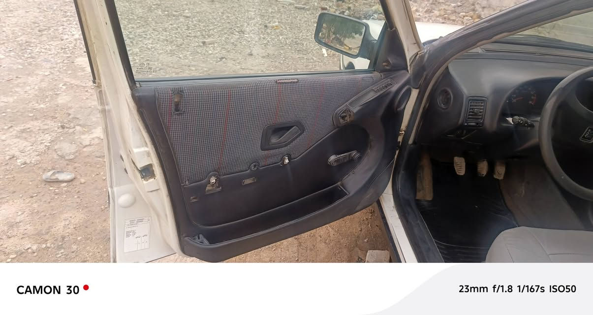 سلام عليكم عندي ببجو فرنسي موديل ١٩٩٢ كير ومحرك شرط حداديه خير من الله ترايها يخبل ناعمه  رقم بغداد شرط التحويل مكانها بغداد السعر ٣٤ بيها مجال قليل ***********
