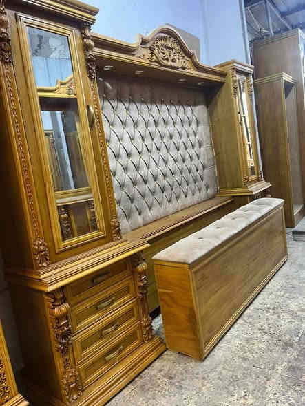 سلام عليكم ورحمة يعلن معرض علي العبيدي الاثاث المستعمل عن وجود غرفة نوم مستعملة موديل مسرح سلايت 
كلهه زان مصري صاج داخل وخارج الوجه خمسة ملم داخل أربع ملم الظاهر مالتك جرجوبه برغي داخل تفاصيله حلوه للحجز أو للاستفسار اتصل على الرقم ***********
