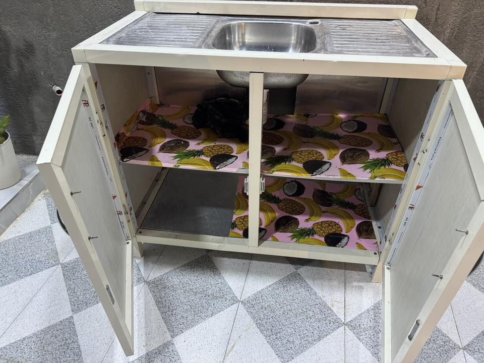 للبيع كلش نضيفات  المكنسه ١٨ لتر  وسحبها كلش قوي


**إذا كنت صاحب هذا الإعلان وتريد حذفه لأي سبب، رجاءا أرسل رسالة إلى الدعم الفني**