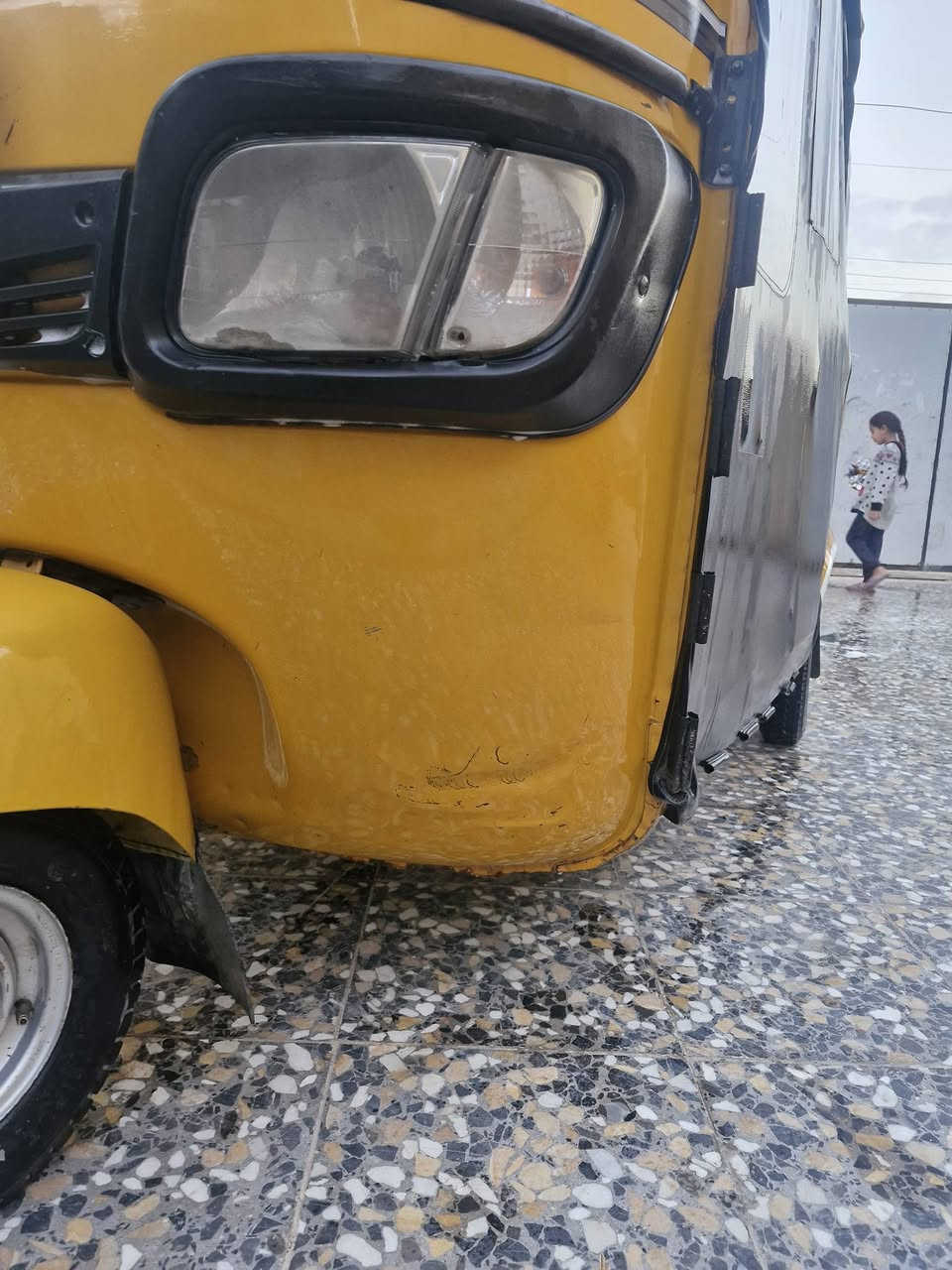 سلام عليكم تكتك للبيع موديل 21  بدي مكفول من صبغ  ولمعجون سنويه وبيه وصل ستلام الوحات  نكليزي  كبل تحول وتستلم لوحات  محرك لا مجفت لا. يبخر لا ينقص. تكتك جاهزه كبل لشارع   عنواني ابو لخصيب. ام نعاج  ***********  سعر 7 وربع
