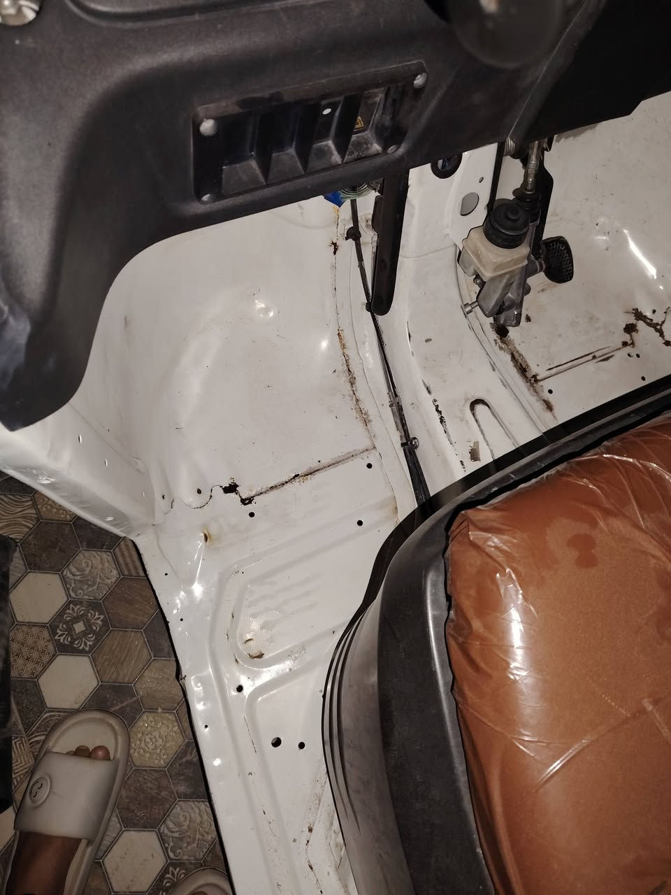 السلام وعليكم تكتك موديل 22 رقم انكليزي تحويل ثاني يوم تكتك خير من الله ربع ما تذهب عليها دبلات جدد صلايب جدد ماكينه خير من الله لا تنقص ولا تبخير والقشر قدامك عنوان ديالى بعقوبه رقمي *********** السعر 8/500وبية مجال
