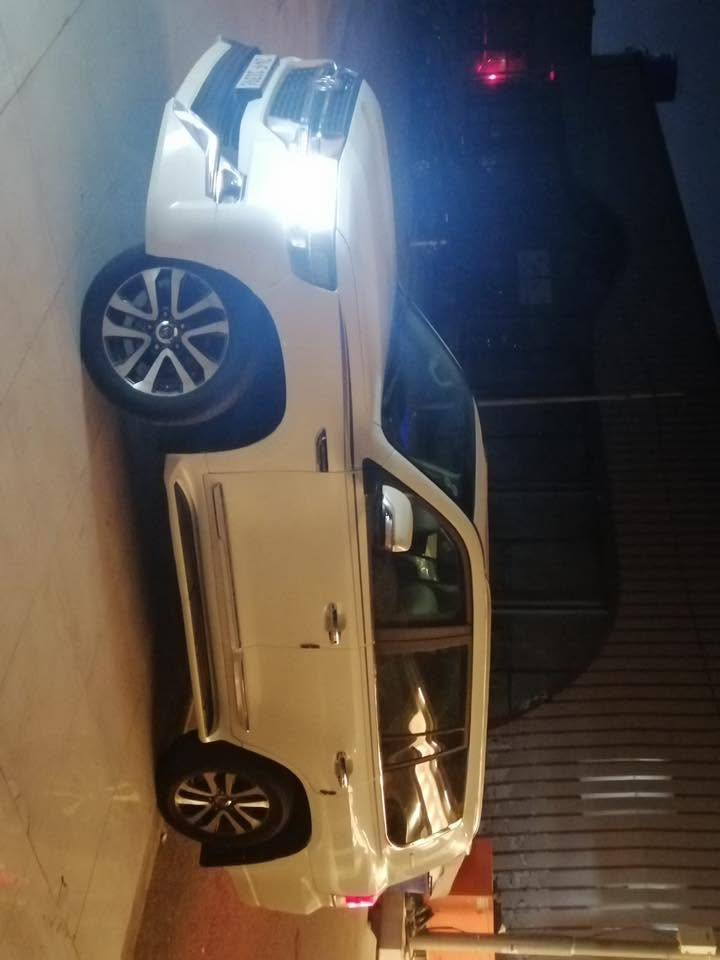 بيع او مراوس فقط كوري
لاندكروز جكسارة 2014 محدث 2021
سعر 255$ وبيه مجال 
موبايل *********** 
محرك v8 سلندر5.7
ماشية 134 الف كم 
3 قطع تبريد
سلايد
شاشة كاميرا
حساسات خلفيه
تحكم ستيرن جهتين
مري شفط كهرباء
ويل كب دعاية
لايت زنون
هزة وفحص جديد
السيارة صبغ عام
