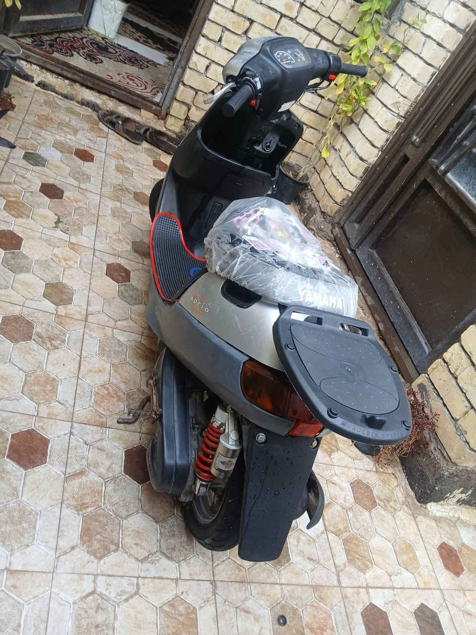 سلام عليكم دراجه بطه مديل 2003 (كفاله عامه مكينه و شاصي وكفرات ) كله بلادي مكينه خرسه ما تسمع صوته شلعه و معدل كهربايات كله شغاله نكره سلف اي وقت عداد سرعه بانزين شغالات قفل جنطه قفل اكسن قفل استيرن تايرات جدد زوج اي نقص ما بيه سعر 325 مكاني كربلاء مدينه العاب نوارس رقمي *********** ملاحظه ابيع الدراجه على فحص
