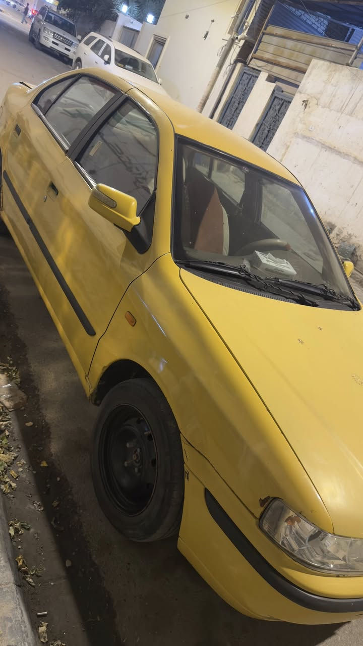 السلام عليكم سمند 2012 سنويه تنتهي 2029 كير محرك كفاله تبريد حلو تخم تاير كهربائيات شغاله بيها بنيد مبدل فقط والبدي شوف العين السياره حلوه نصبتها السعر 30 العنوان البصره دور الضباط ***********
