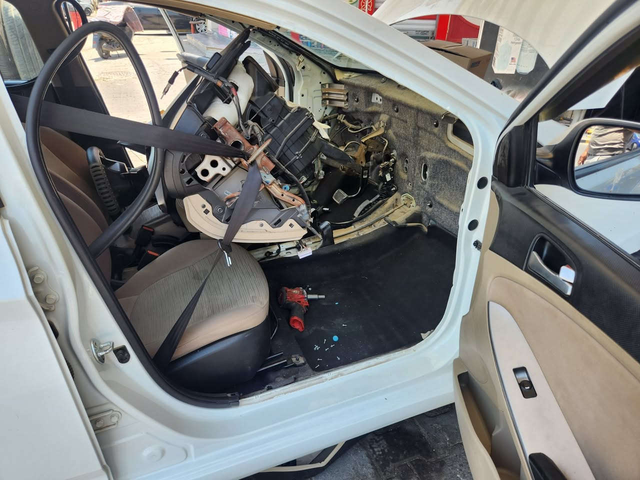 🚨 عرض لمدة محدودة 🚨

🔥 عرض مميز على السيارات الكورية 🔥🚗

فريز تبريد جديد بسعر ما يتكرر!

💰 175,000 دينار فقط

❄️ تبريد قوي ومضمون
✅ جودة عالية
✅ ضمان موسم كامل

⏳ العرض مستمر لمدة شهر فقط، وبعدها يرجع السعر الاعتيادي.

لا تضيع الفرصة واحجز هسه!

📞 للاستفسار والحجز:
اتصل بنا أو راسلنا على الخاص.
***********
***********
