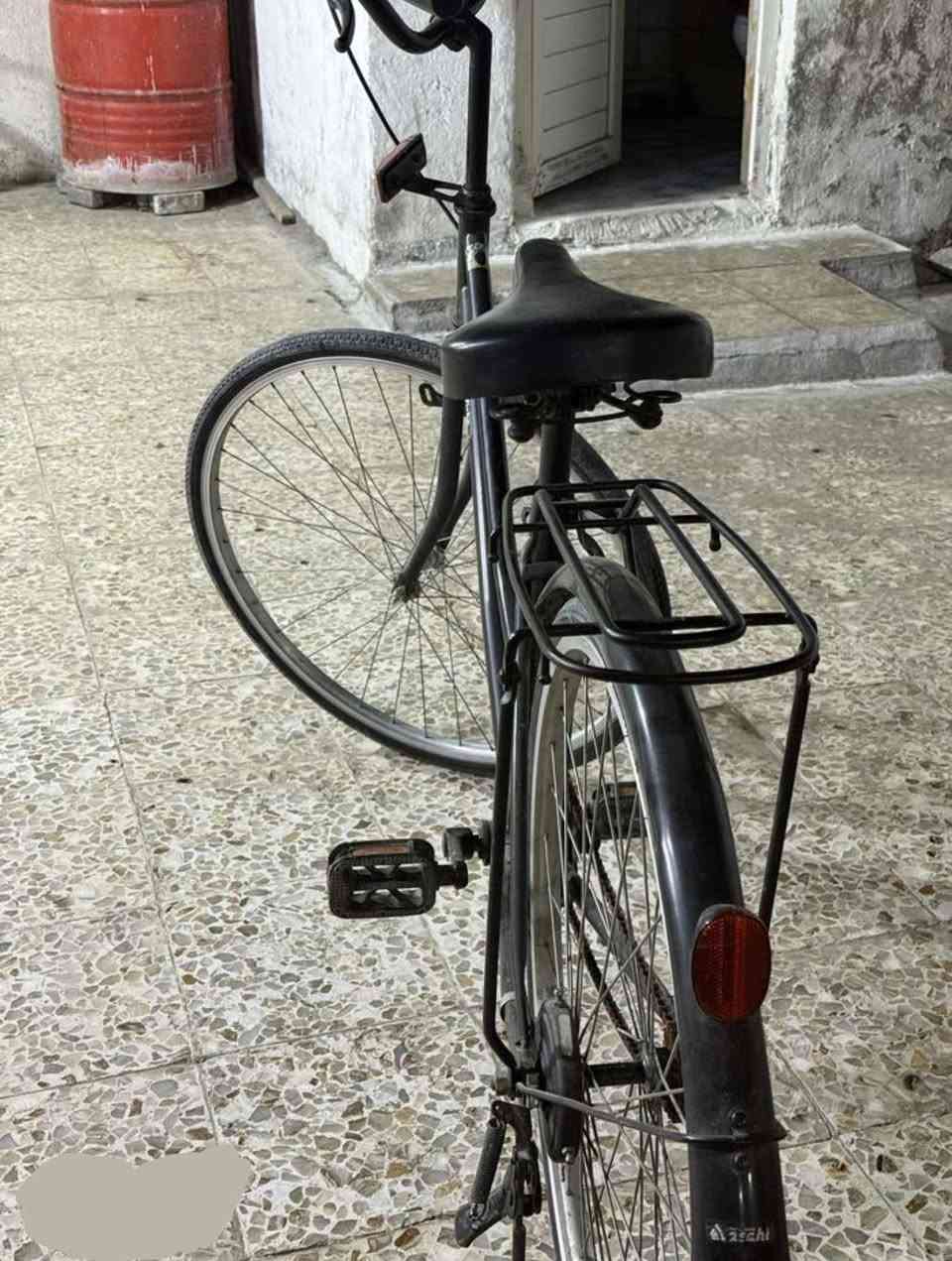 للبيع بايسكل حجم 27 تواصل ***********واتساب
