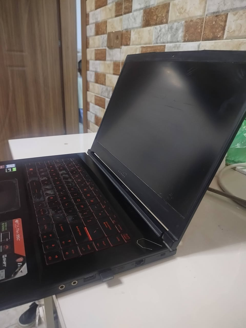 لاب توب msi للبيع مكاني كركوك MSI GF63
Intel Core i7
GTX 1650 4GB
RAM 16GB
SSD 256GB + HDD 1TB
بطارية مبدلة السعر 750 الف


**إذا كنت صاحب هذا الإعلان وتريد حذفه لأي سبب، رجاءا أرسل رسالة إلى الدعم الفني**