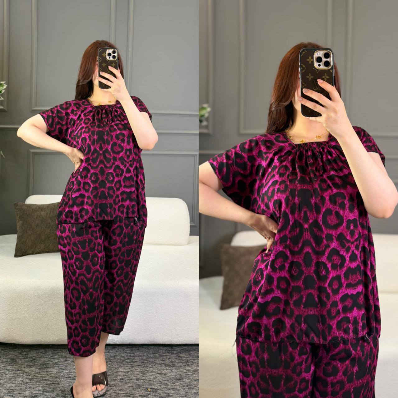 #جديد وصل
لكثرة الطلبات تم تكرار الموديل 

#تراك كشمير 
متوفر 12 لون

قياس فري سايز يلبس 45 لحد وزن 90

سعر 13 الف توصيل مجاني جميع محافظات العراق


**إذا كنت صاحب هذا الإعلان وتريد حذفه لأي سبب، رجاءا أرسل رسالة إلى الدعم الفني**