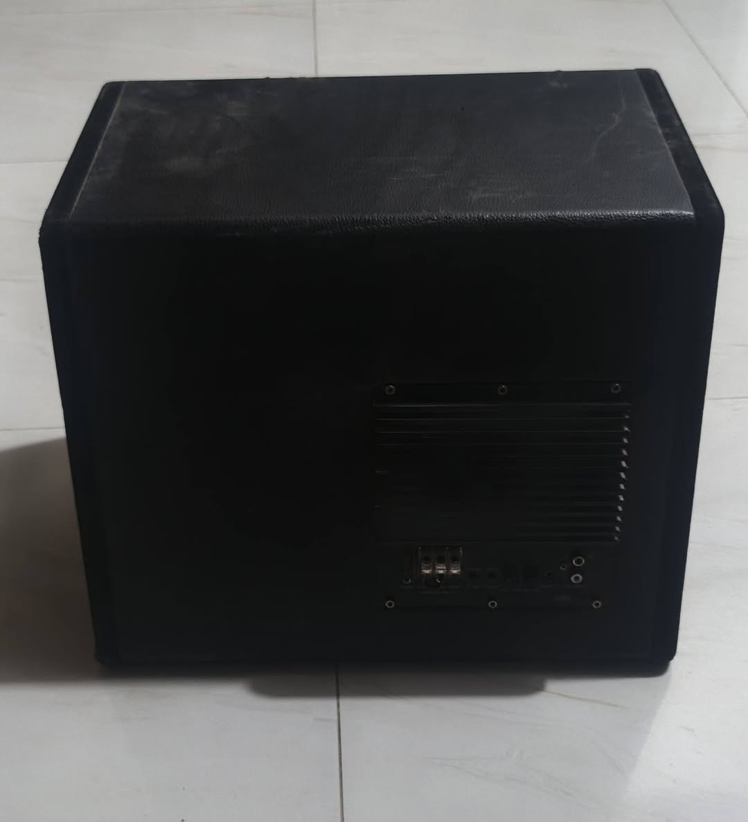 دمام صوت (مضخم صوت للسيارة)
شبه جديد مستعمل قليل 
السعر/65,000 الف 
اتصال فقط مارد خاص 
*********** متوفر واتساب
