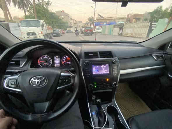 السلام عليكم كامري 2017 مواصفات se نص فول شاشة كشنات كهرباء منظومة زينون
 تحكم ستيرن وشفتات رادار كاميرا خلفية Abs اشاير بالمري داخل جلد دشبول خياط بيها ماشية 110 قطعة صبغ حادث امريكا وقطعة رش هنا بالعراق السيارة طاك بيها ايرباك البردة اليسره فقط مكان السيارة بغداد العامرية. ***********
