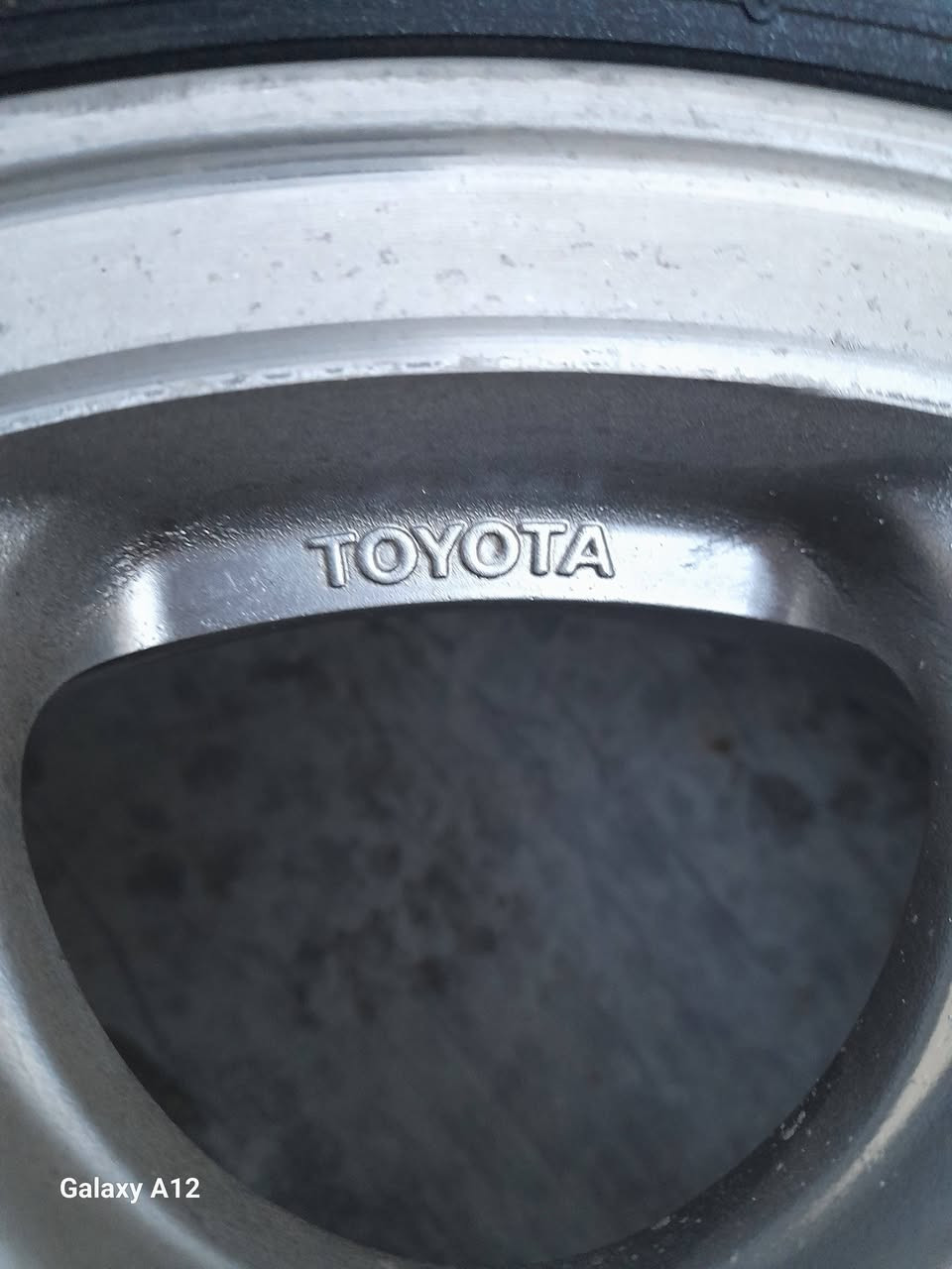 السلام عليكم ويل كب مارك نفخ هنه ولتايرات ٢٠٥/١٥/٦٥ العنوان نجف عباسيه للإستفسار*********** السعر ٣٥٠
