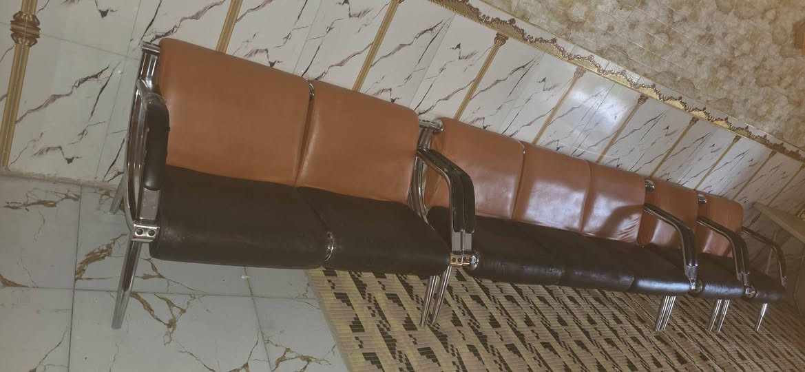 تخم استيل ٧ مقاعد الشراي يجي خاص او ينتصل عله الرقم ***********العنوان حله السعر انتصل وتدلل حلة, بابل
