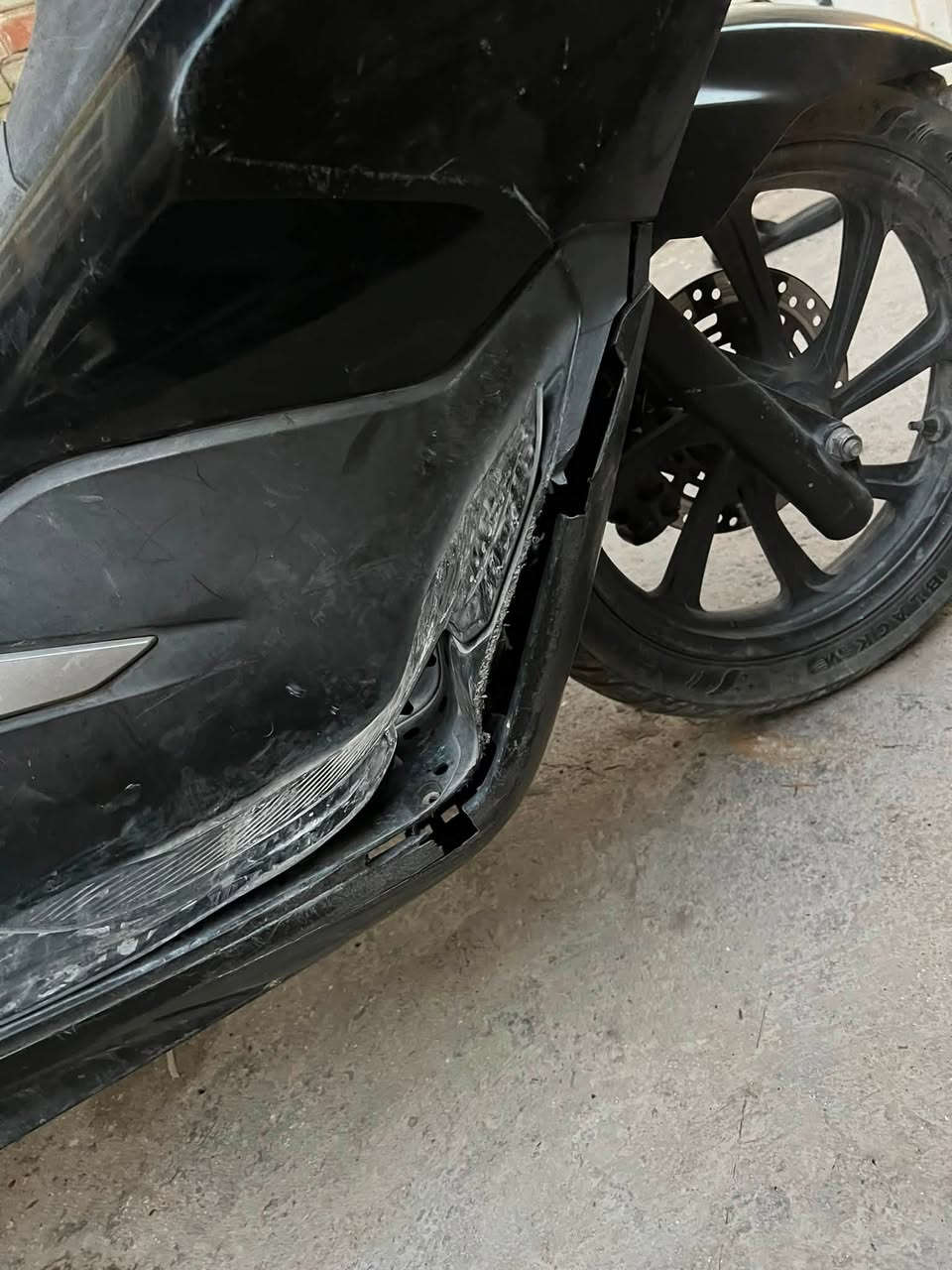 جيل ثالث bsxموديل 2019 وارد كورب الدراجه عارضه 1400الف او بيه مجال الدراجه بيه ملاحضات بل كفر او الشاشه ما اعرف شنو مشكلته مثل ما موضحه بلصور الدراجه كلشي بيه شغال حساس ازدحم او حساس ستان او أكفلك المكينه ما مفتوحه هاذ رقمي ***********متواجد واتساب
